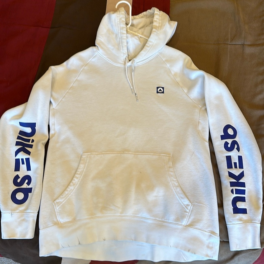 Nike SB Skate Men’s Hoodie in White, Size: XL